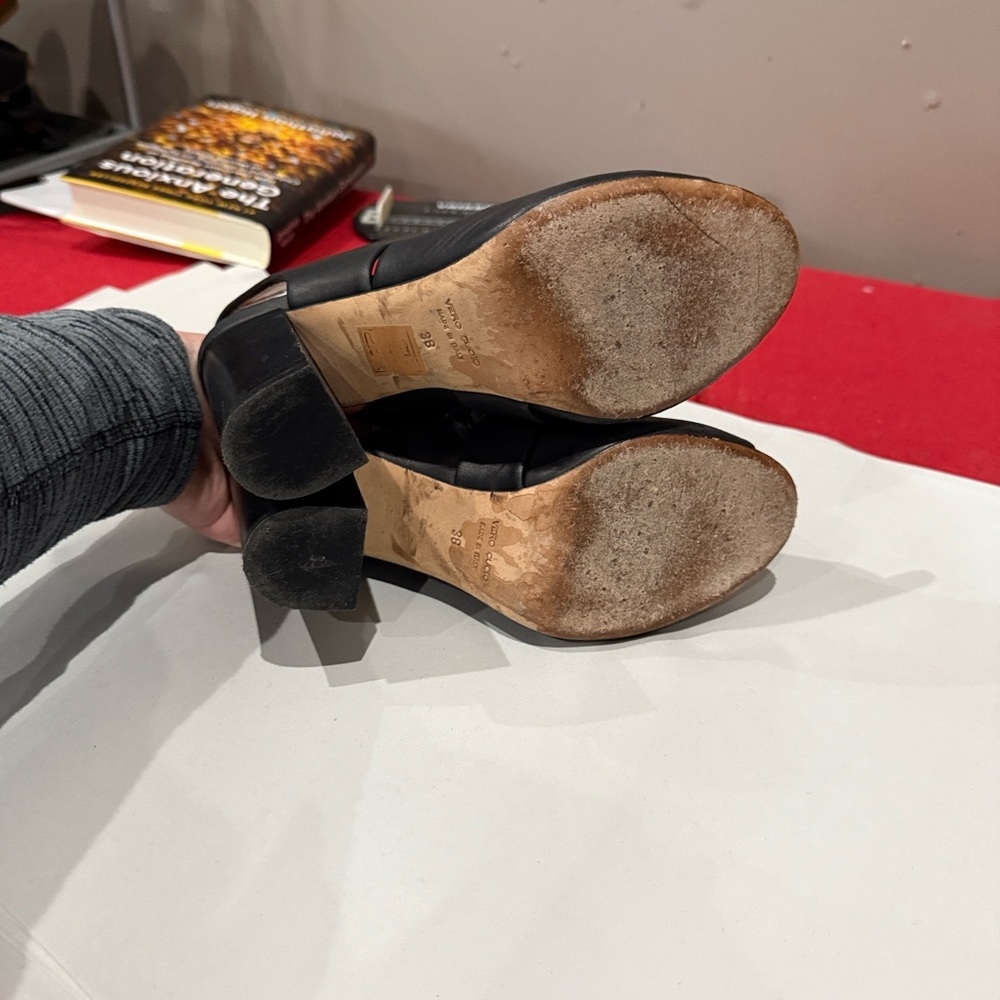 Chic Black Women's Block Heel Peep-Toe Shoes - Picture 6 of 6
